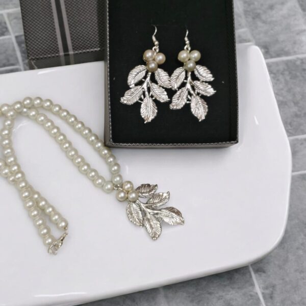 Premium Quality Pearl Silver Jewellery Set For Girls/ Women || Stylish and luxury Pearl Set || Perfect for Every Occasion